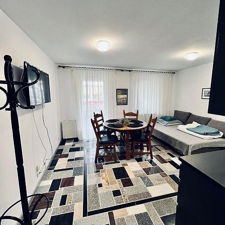 Przytulny Apartament Daire Gniezno Dış mekan fotoğraf